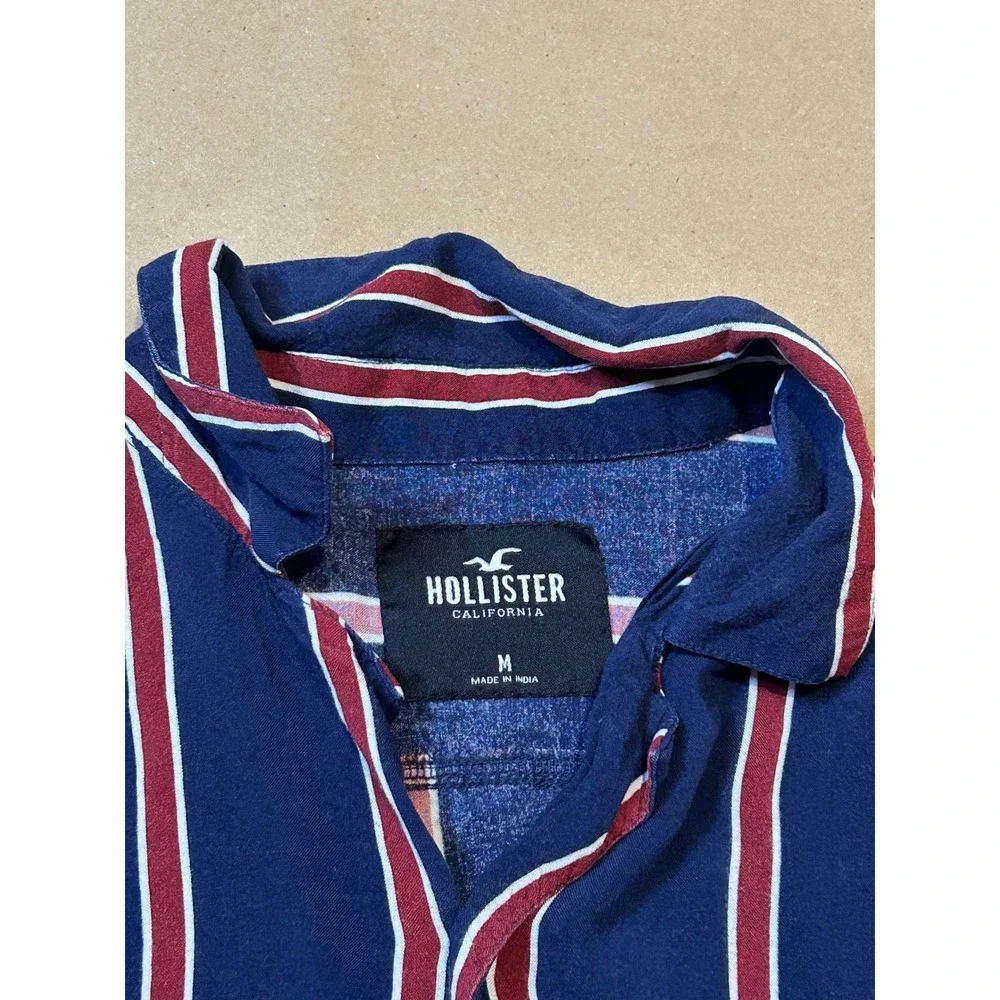 Hollister fading from